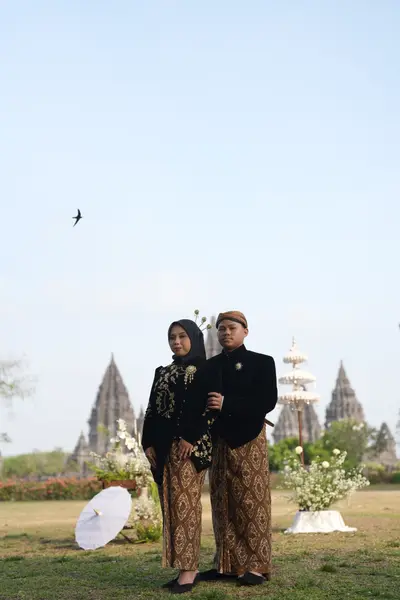 Sesi prewedding di Prambanan — SDR00691.JPG