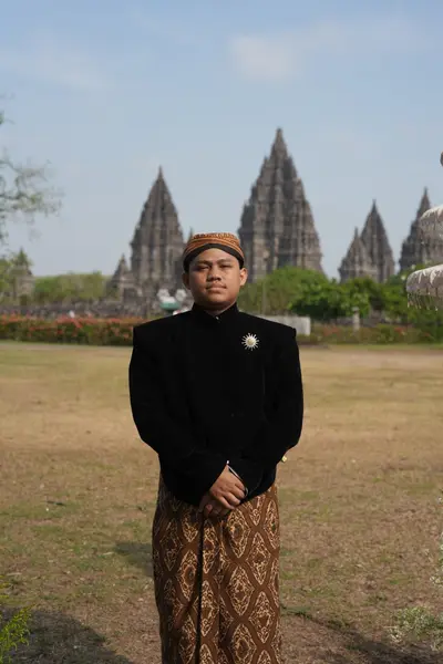 Sesi prewedding di Prambanan — SDR00826.JPG