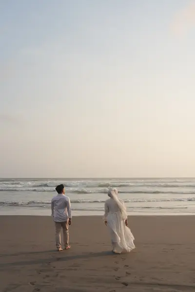 Sesi prewedding di Pantai — SDR00888.JPG